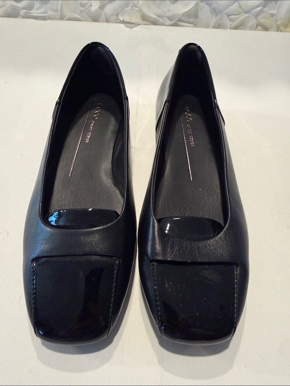 Ecco Black Square-Toe Patent Accent Flats